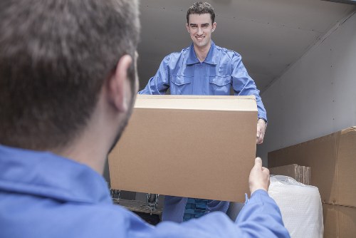 Removal van service for homes and flats in Sydenham