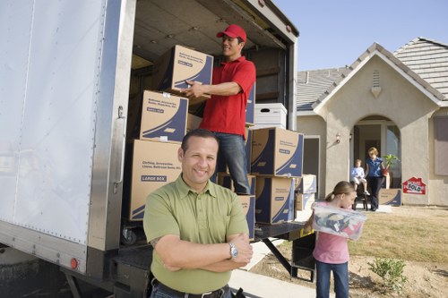 Moving van and access planning for local removals in Sydenham